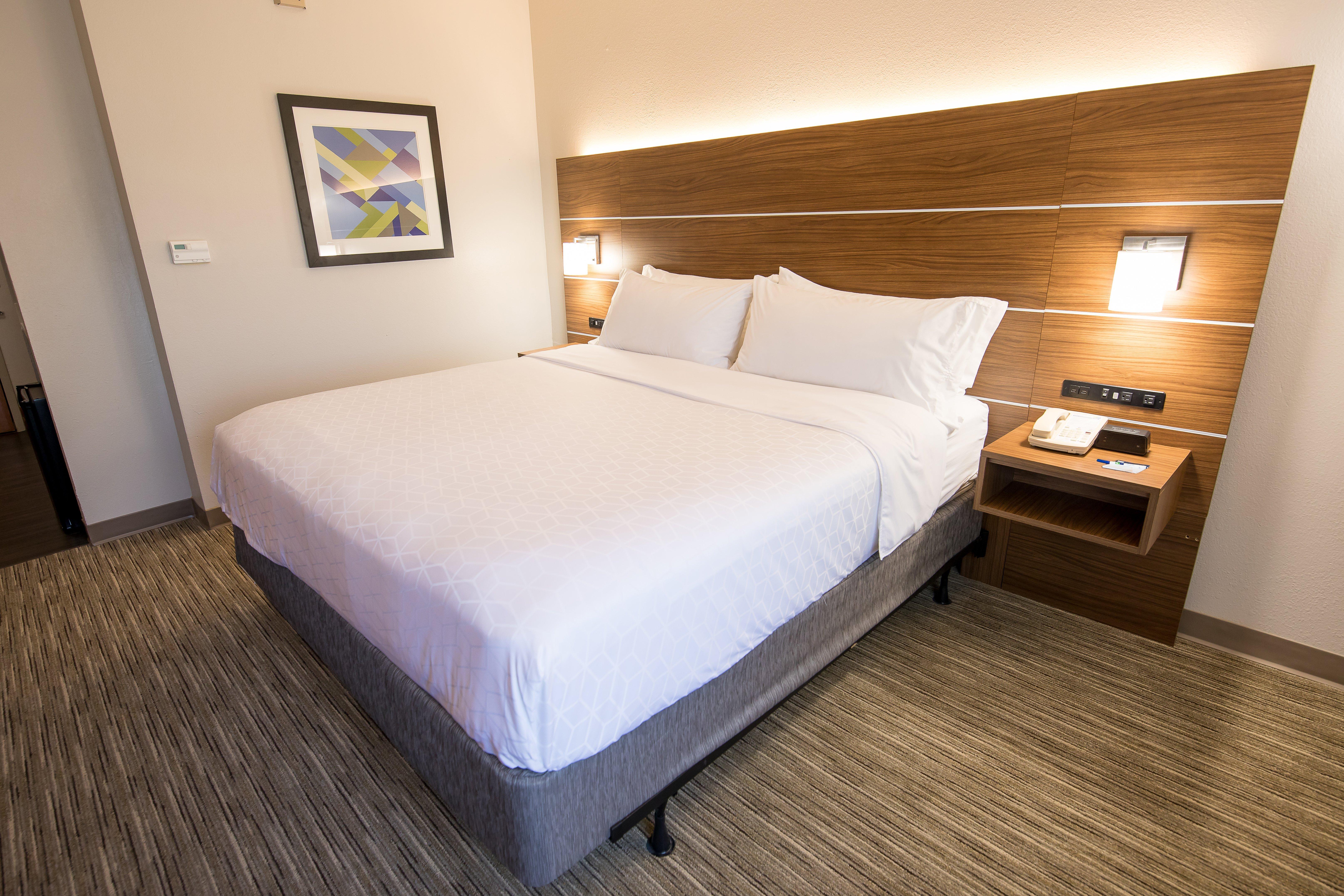 Express Atlanta-stone Mountain By Ihg Hotel