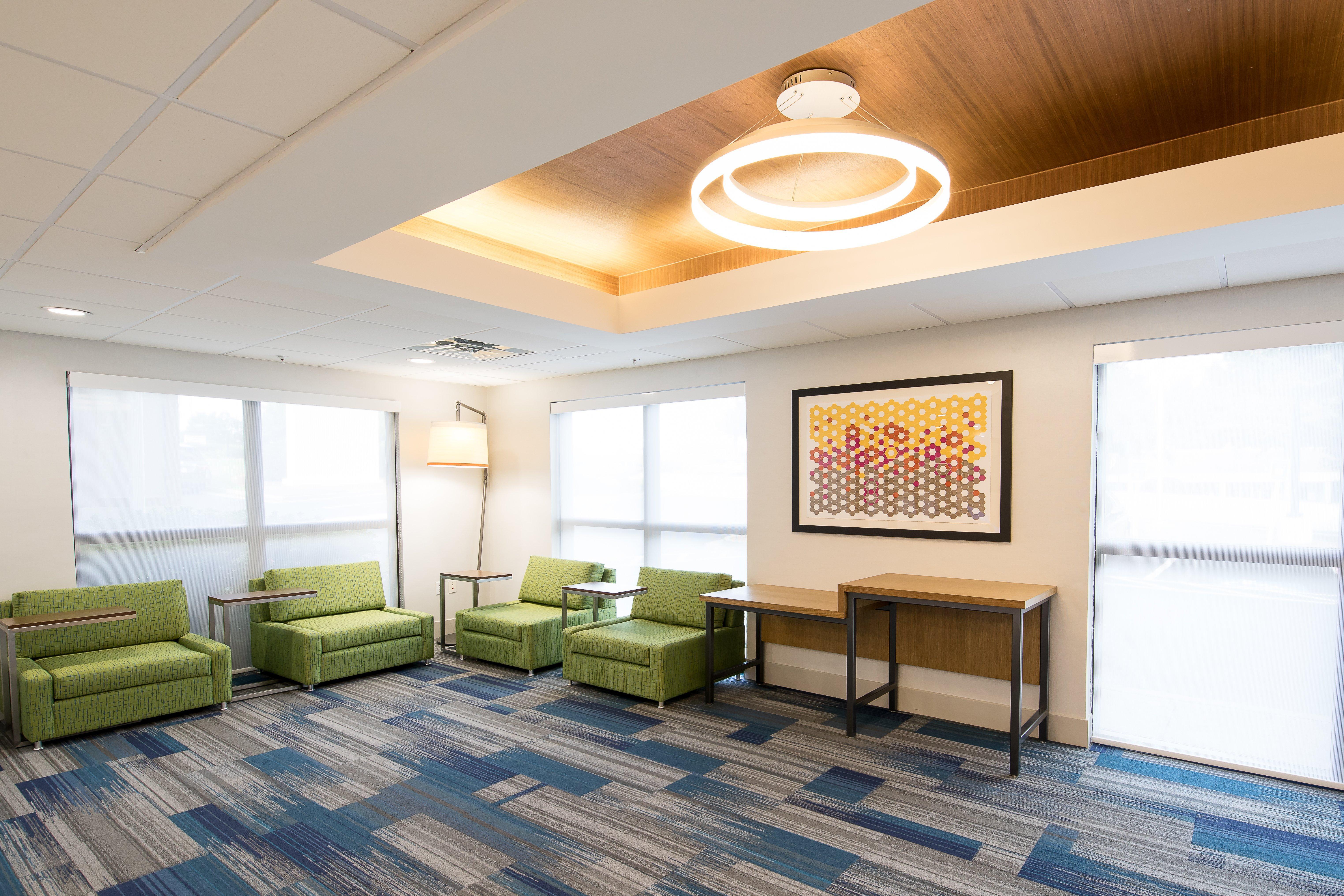 Express Atlanta-stone Mountain By Ihg Hotel Stone Mountain