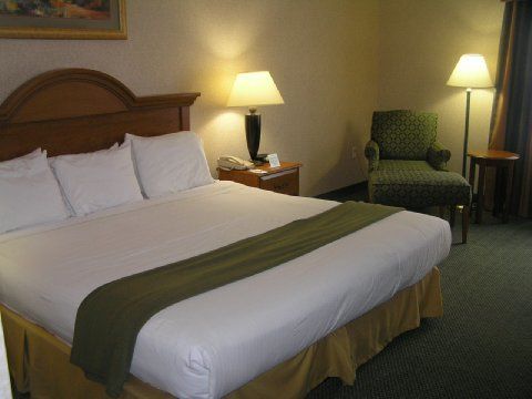 Express Atlanta-stone Mountain By Ihg