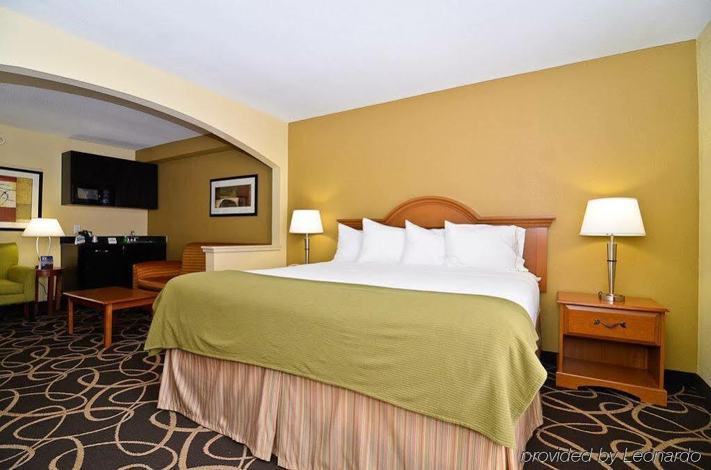 Express Atlanta-stone Mountain By Ihg