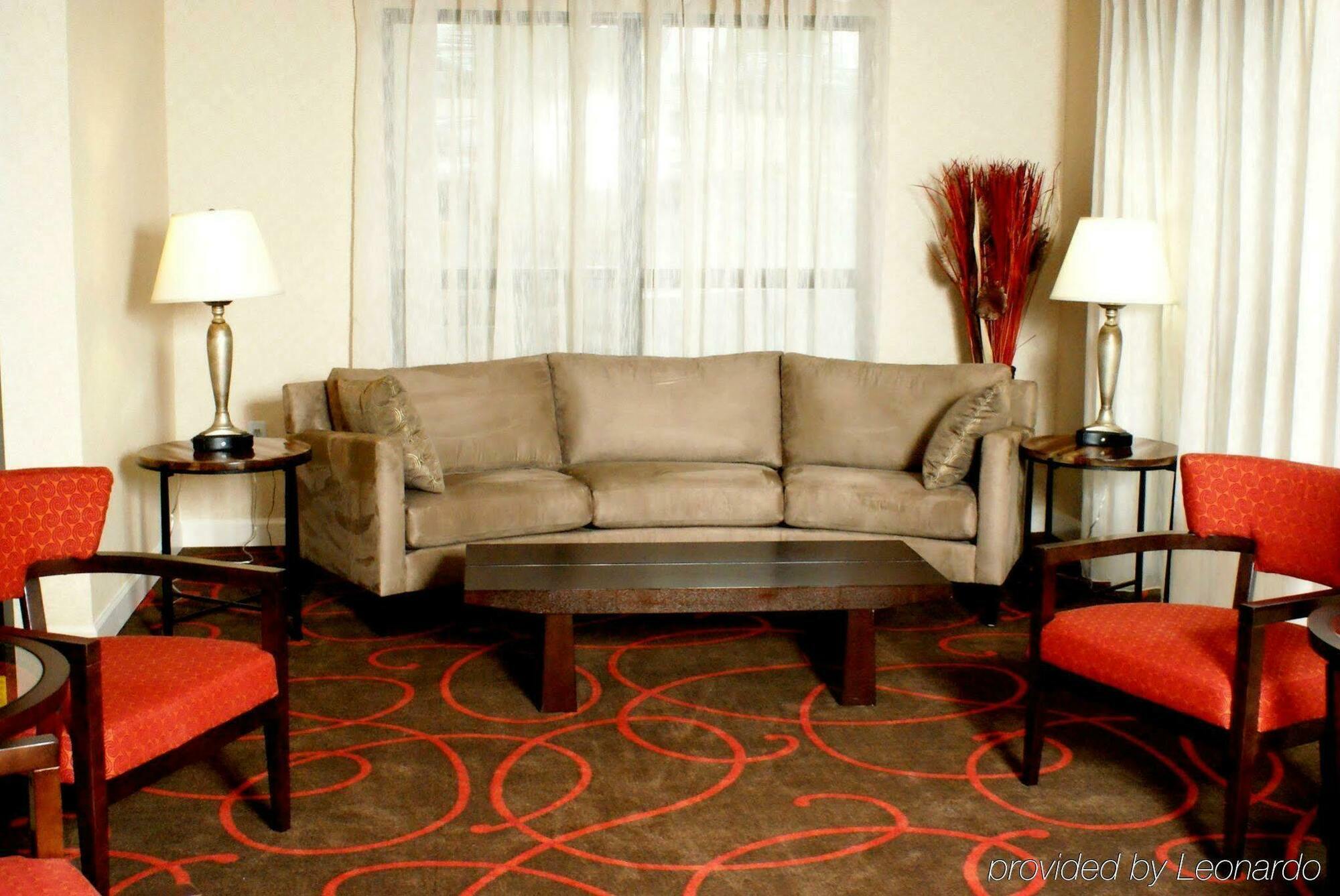 Express Atlanta-stone Mountain By Ihg 3*