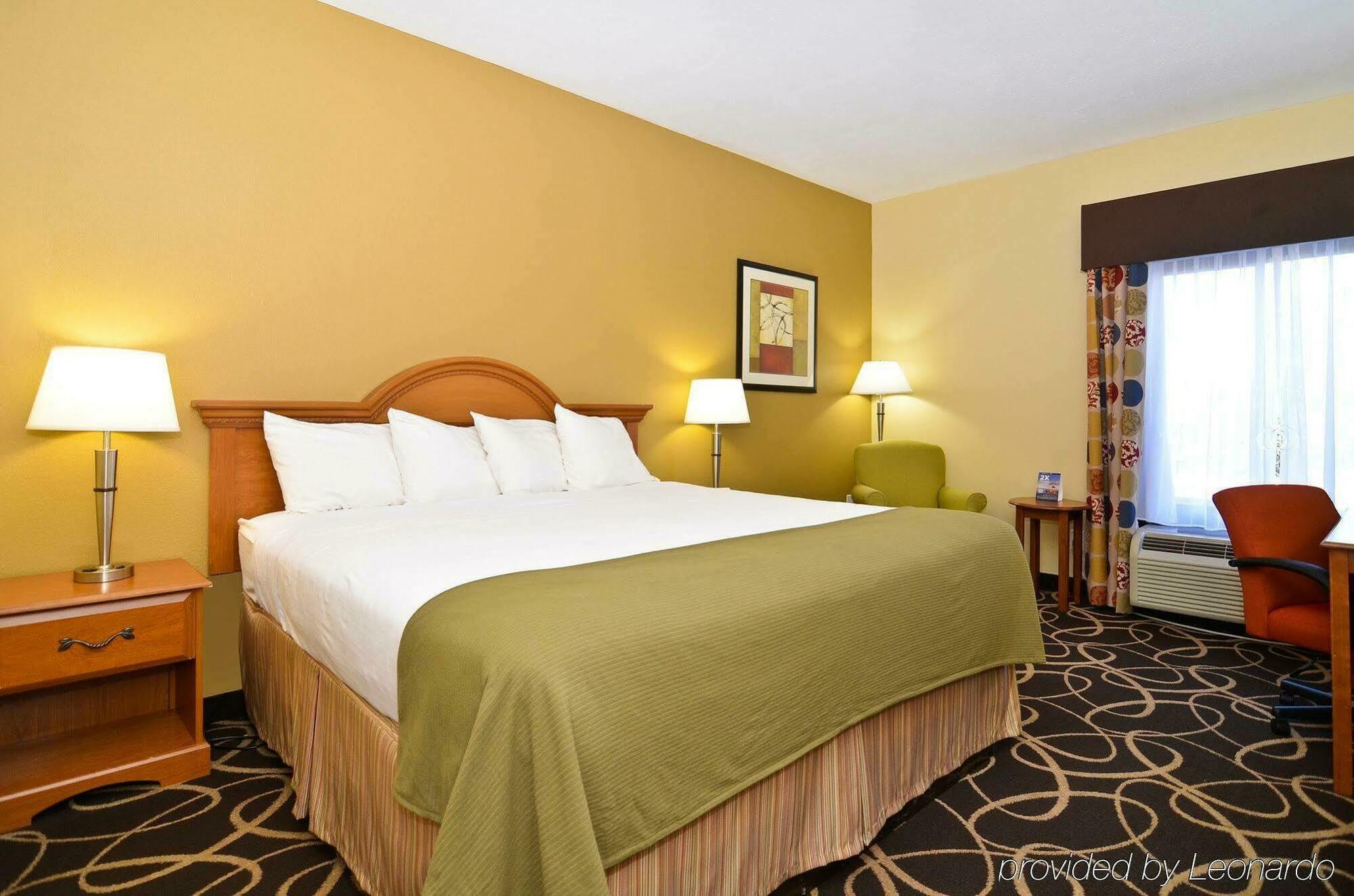Express Atlanta-stone Mountain By Ihg Hotel Stone Mountain