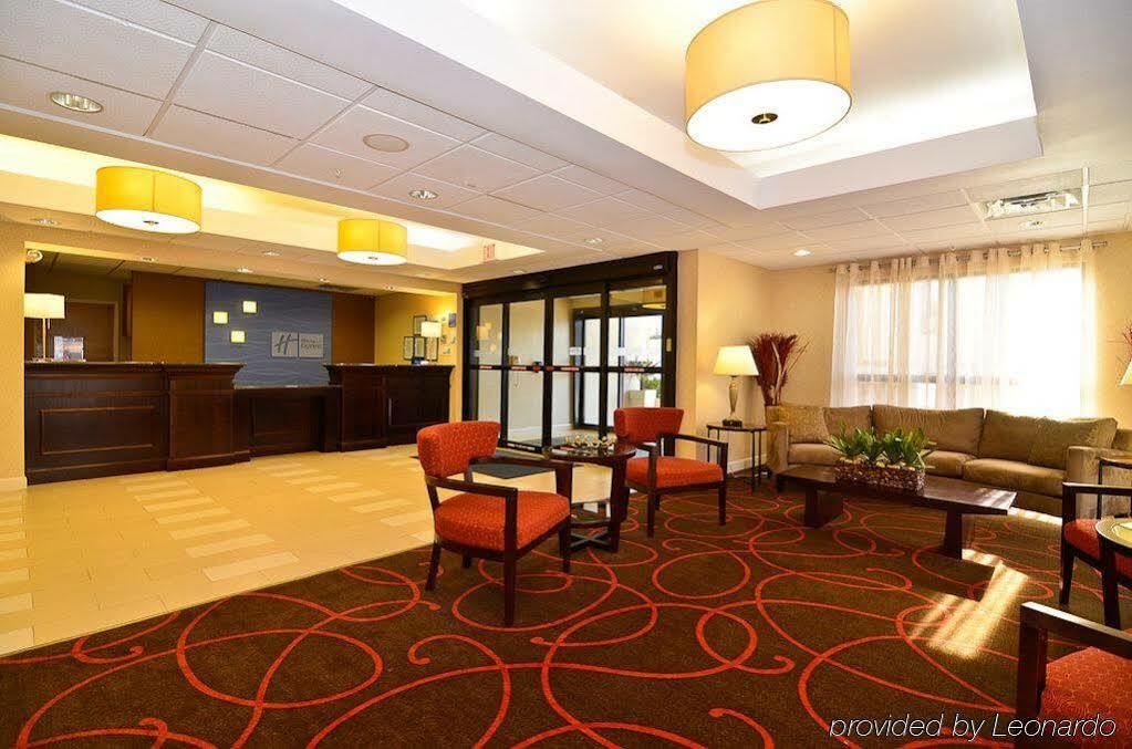 Express Atlanta-stone Mountain By Ihg 3*