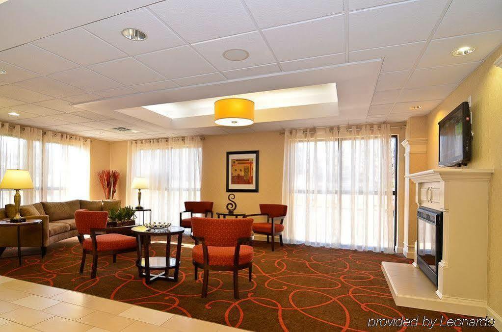 Express Atlanta-stone Mountain By Ihg Hotel 3*