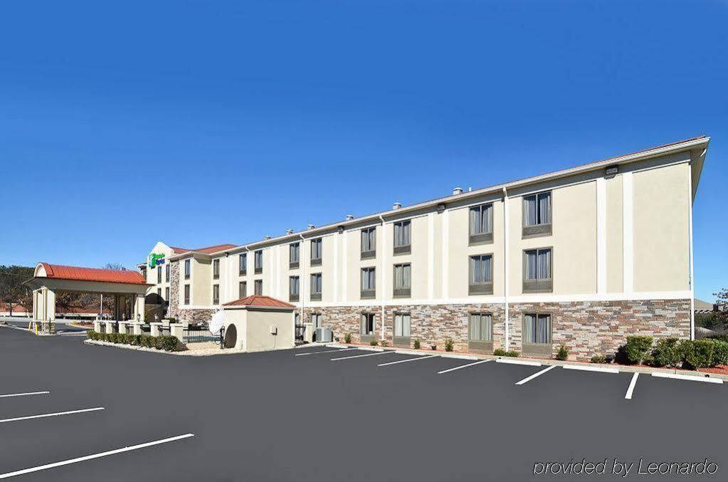 Hotel Express Atlanta-stone Mountain By Ihg Stone Mountain